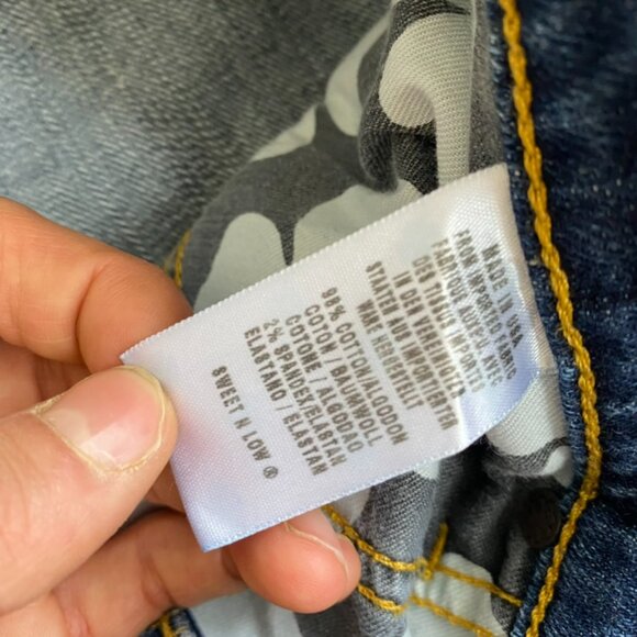 Lucky Brand Mid-Blue "Sweet n Low" Bootcut Jeans - Picture 6 of 15